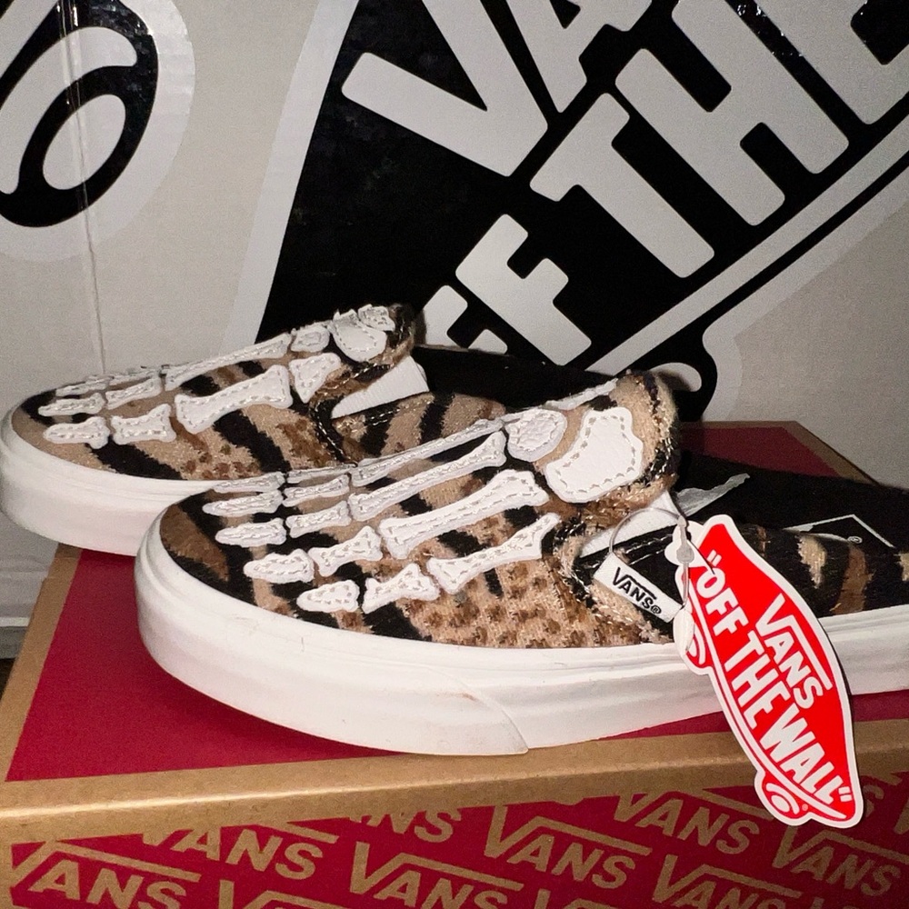 Vans Classic Slip On sz 4.0 Men 5.5 Woman - Picture 9 of 12
